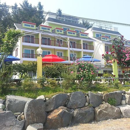 Yongdu Beach Pension Boryeong Exterior foto