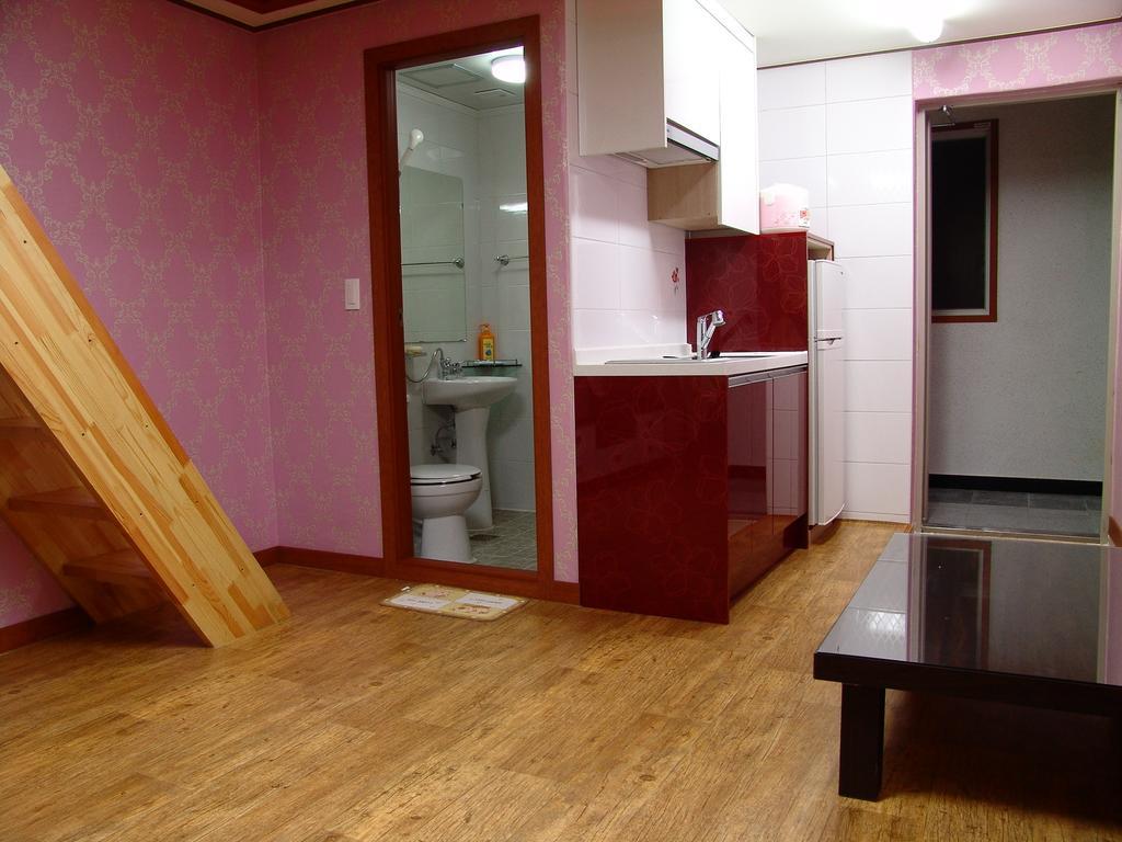 Yongdu Beach Pension Boryeong Exterior foto